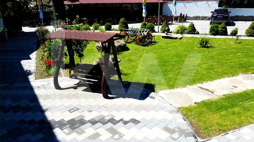 Lacul de Argint, pensiune 14 camere cu restaurant și lac în zonă premium!