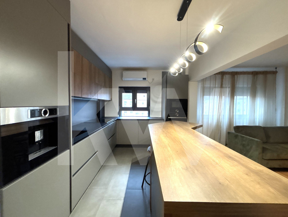 Apartament 4 camere, ultramodern, de închiriat - Ştrand, Sibiu