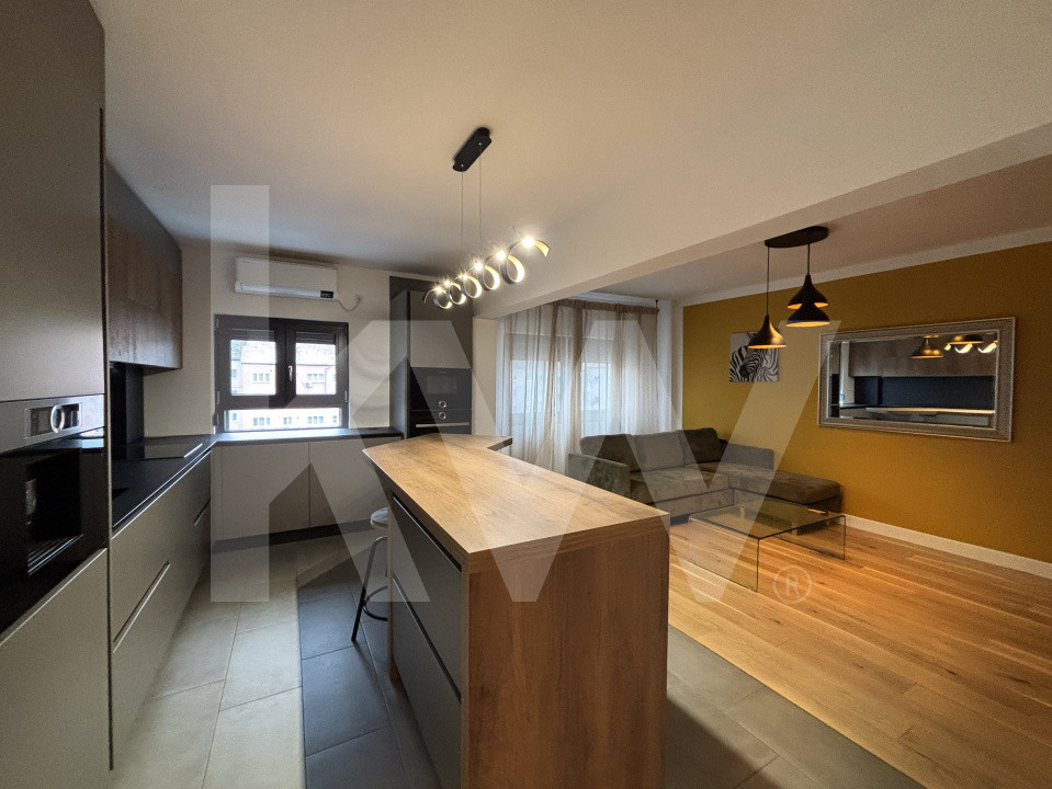 Apartament 4 camere, ultramodern, de închiriat - Ştrand, Sibiu