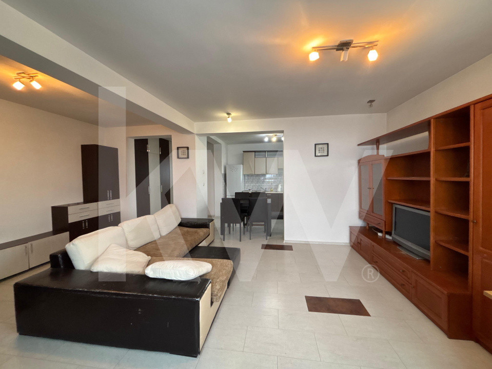 Apartament 3 camere zona Calea Poplacii