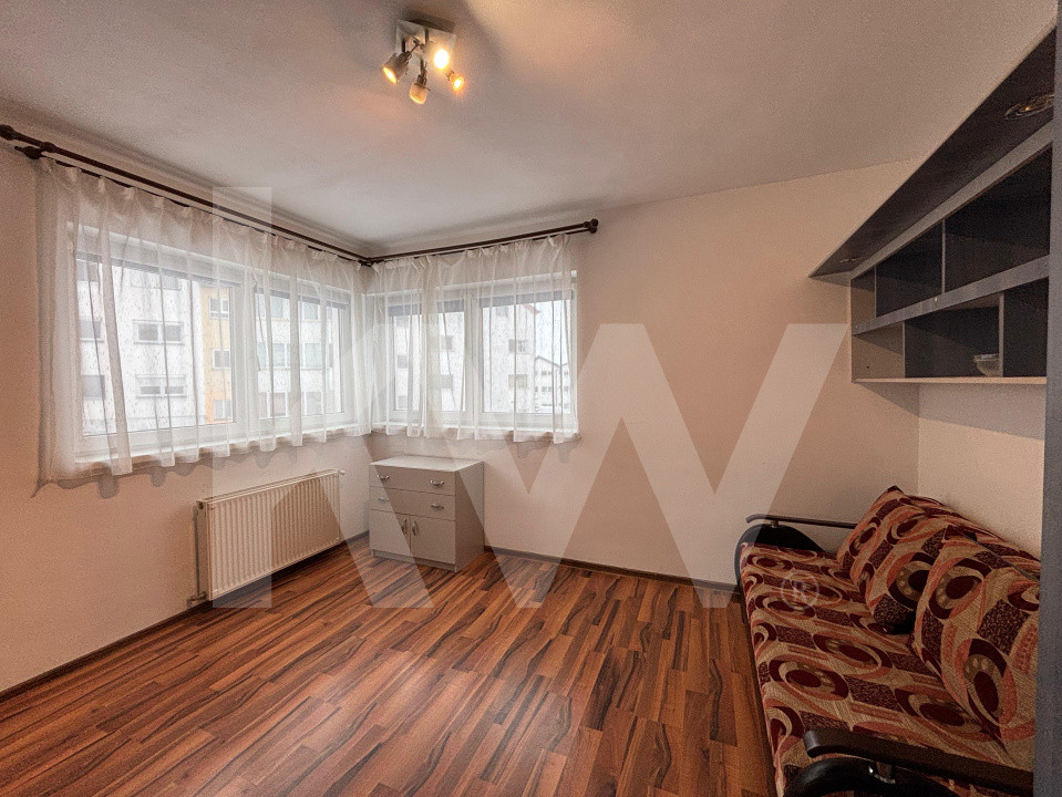 Apartament 3 camere zona Calea Poplacii