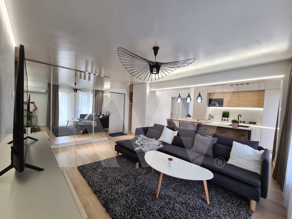 Apartament de lux de inchiriat 3 camere cu piscina exterioara in Sibiu