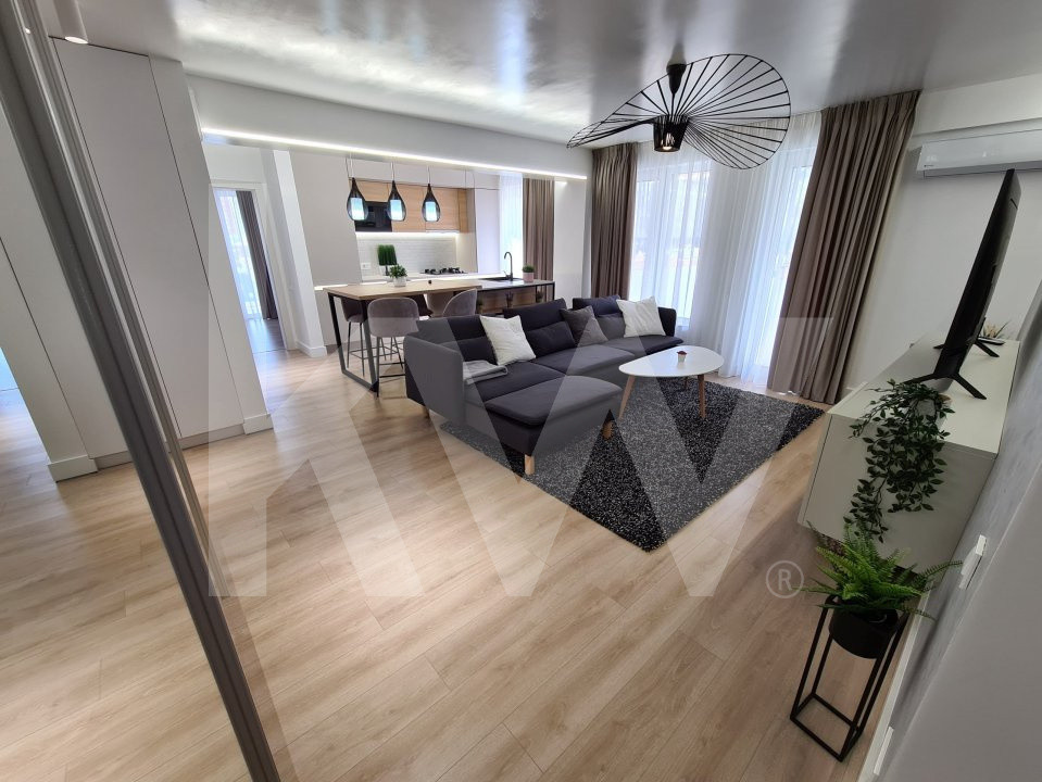 Apartament de lux de inchiriat 3 camere cu piscina exterioara in Sibiu