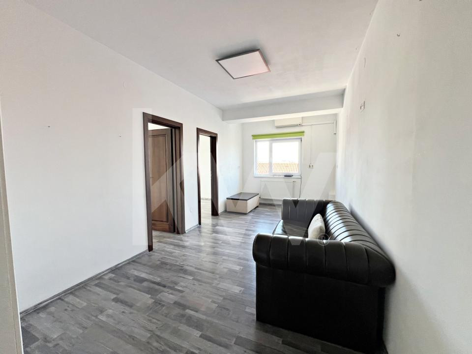 Spații de birouri de închiriat – 80 mp și 100 mp – clădire de birouri cu lift