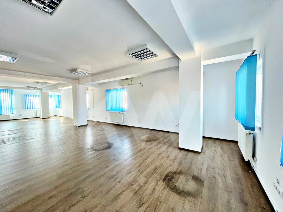 Spații de birouri de închiriat – 80 mp și 100 mp – clădire de birouri cu lift