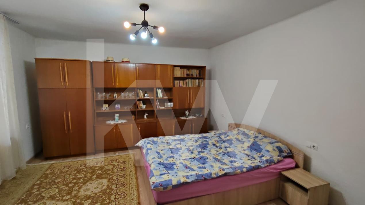 Casa saseasca de  vanzare in Cristian 