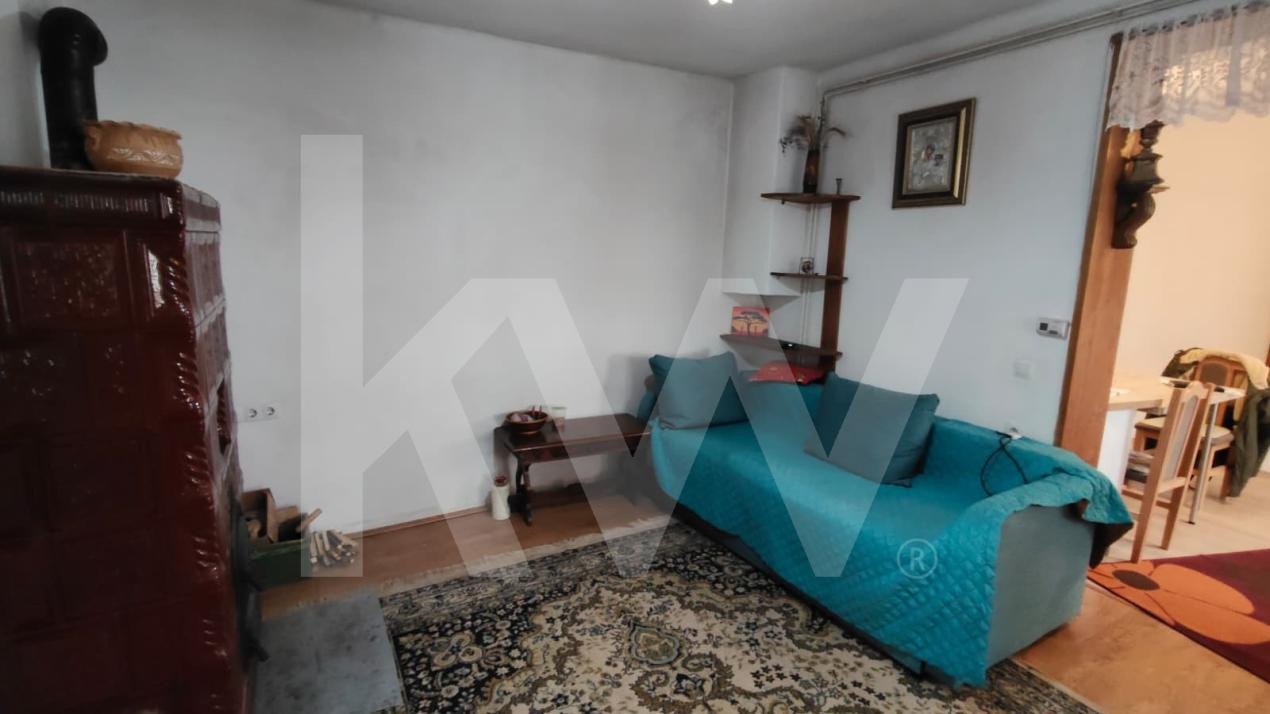 Casa saseasca de  vanzare in Cristian 