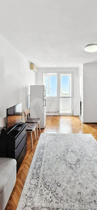 Garsoniera Vatra Luminoasa