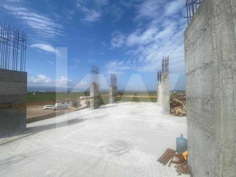 Apartament 3 camere 2 bai - 72mp utili de vanzare balcon etaj 1 Sibiu