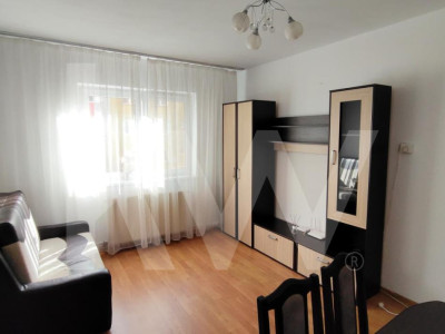 APARTAMENT DE INCHIRIAT 2 CAMERE STR SEMAFORULUI