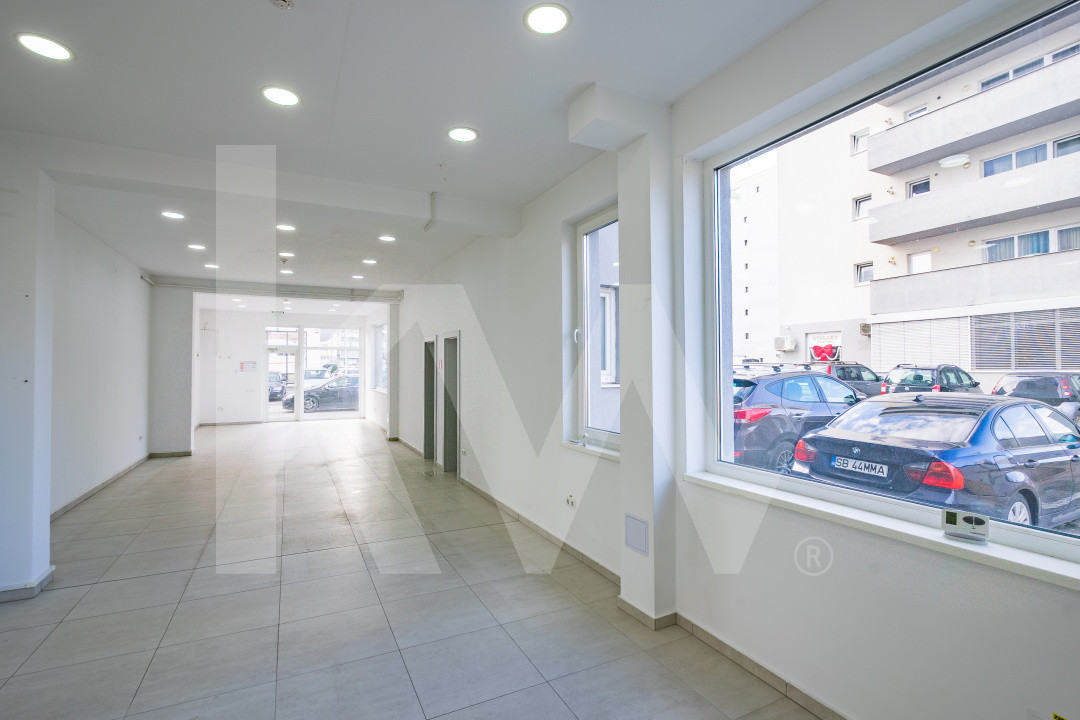 Spatiu comercial finisat 174mp vitrina la Dna Stanca ideal showroom clinica