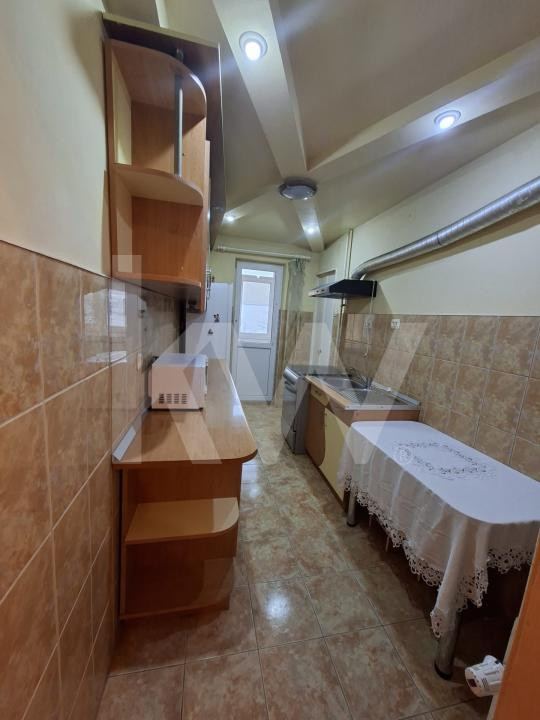 APARTAMENT DE INCHIRIAT 2 CAMERE STR MIHAI VITEAZUL