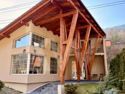 Pensiune de vanzare - Sugag Transalpina