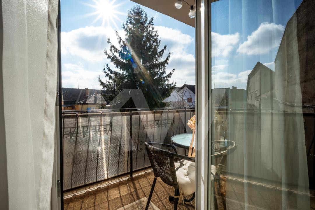 Apartament 3 camere - Etaj 1 - str. Lupeni - 94 mp total