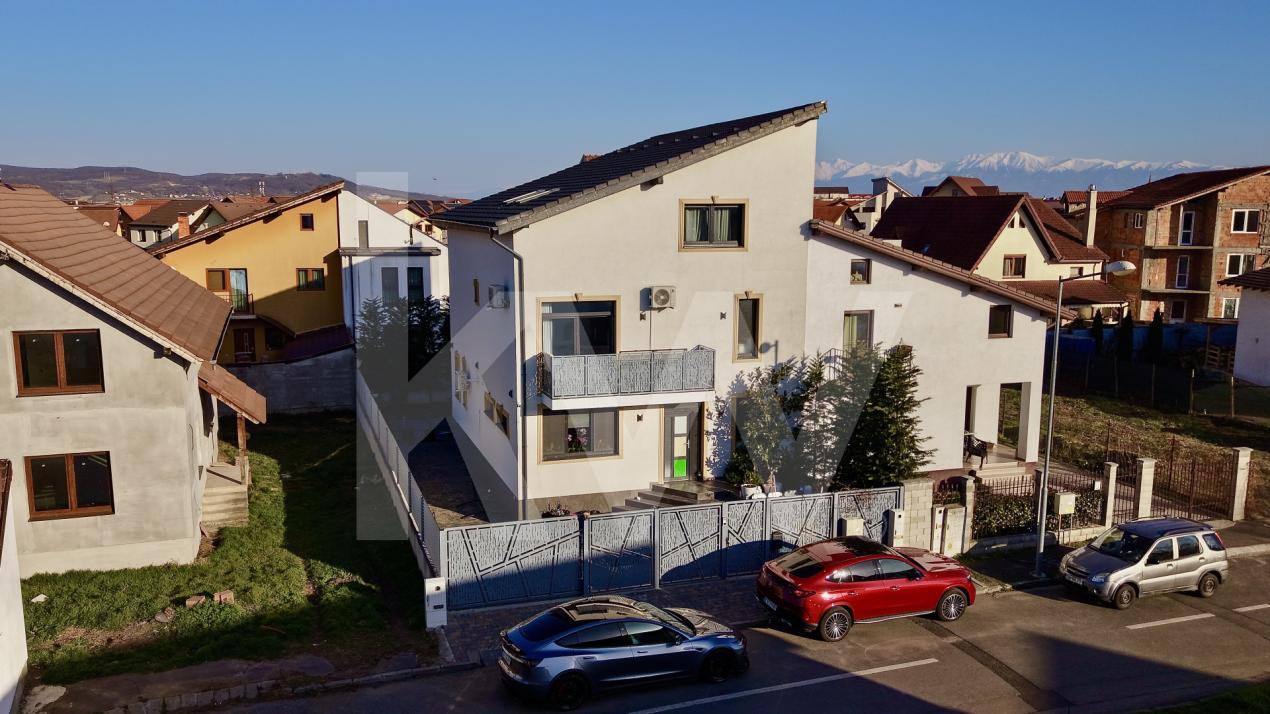 Casă în Sibiu 240 mp utili