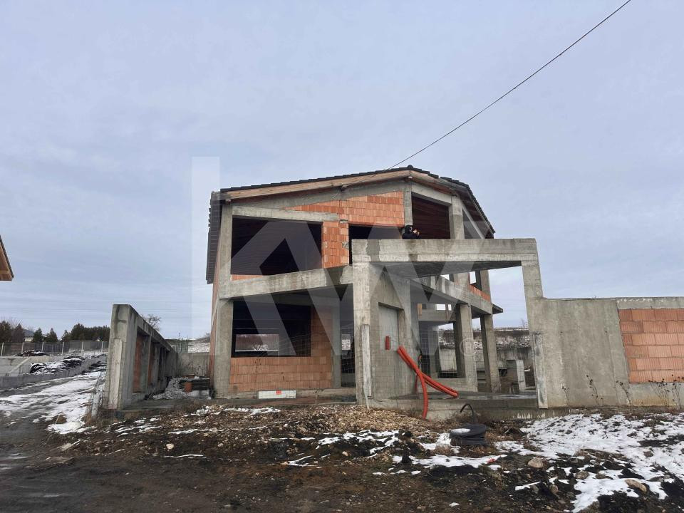 Vilă impresionantă cu vedere panoramică spre munți în cartier Bavaria