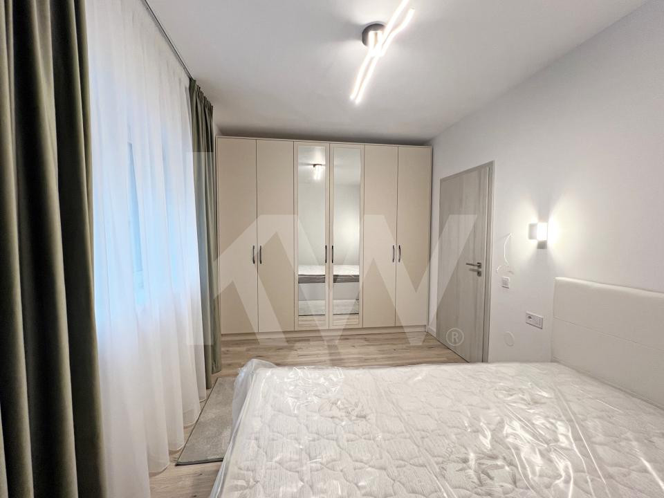 De închiriat apartament 2 camere complet mobilat si utilat. Terasă mare. 