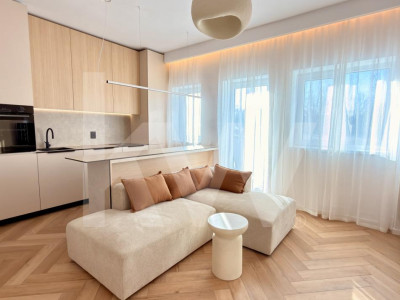 Apartament 3 camere modern | prima închiriere | parcare | bloc nou