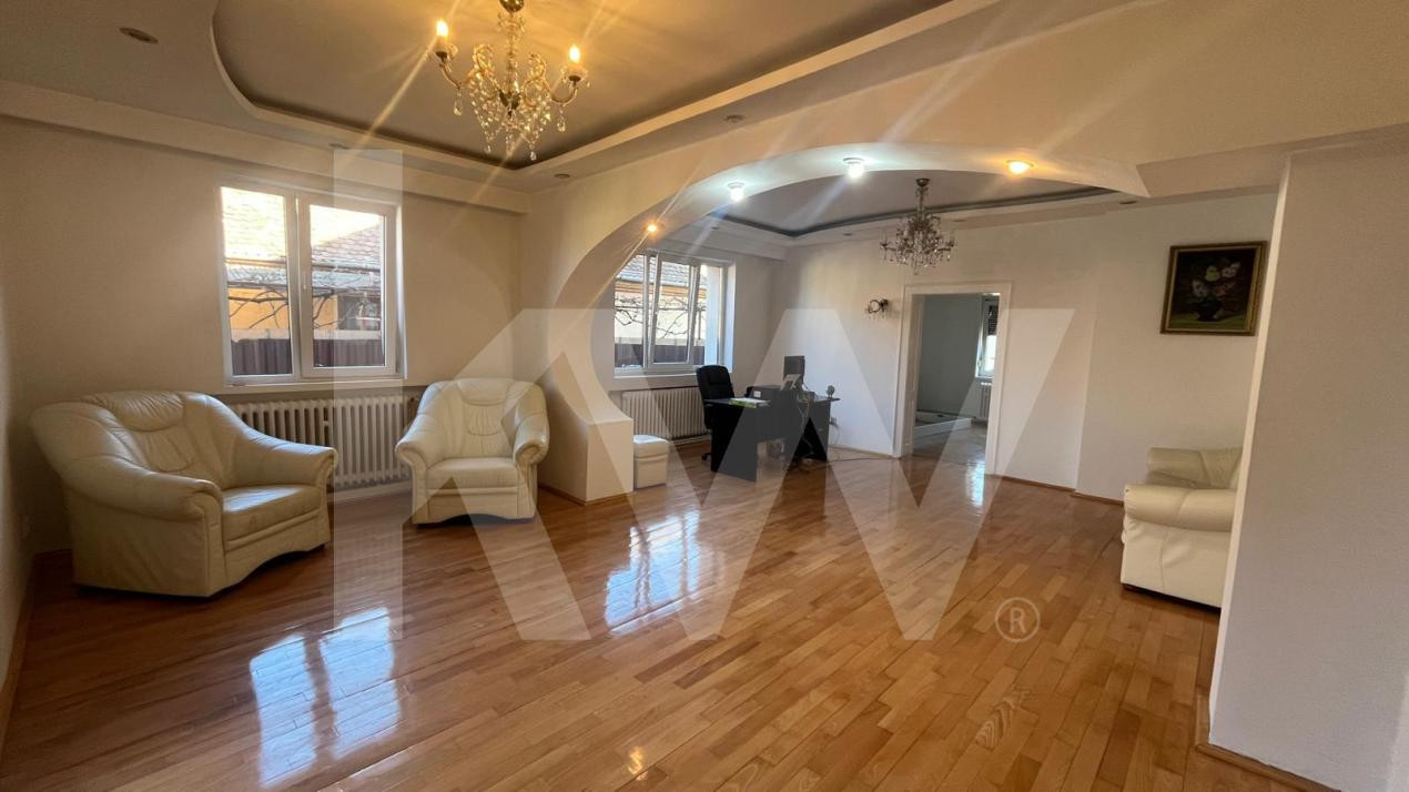 Casă individuală de închiriat – 4 camere, curte și terasă – Terezian