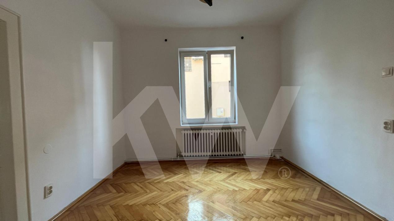 Casă individuală de închiriat – 4 camere, curte și terasă – Terezian