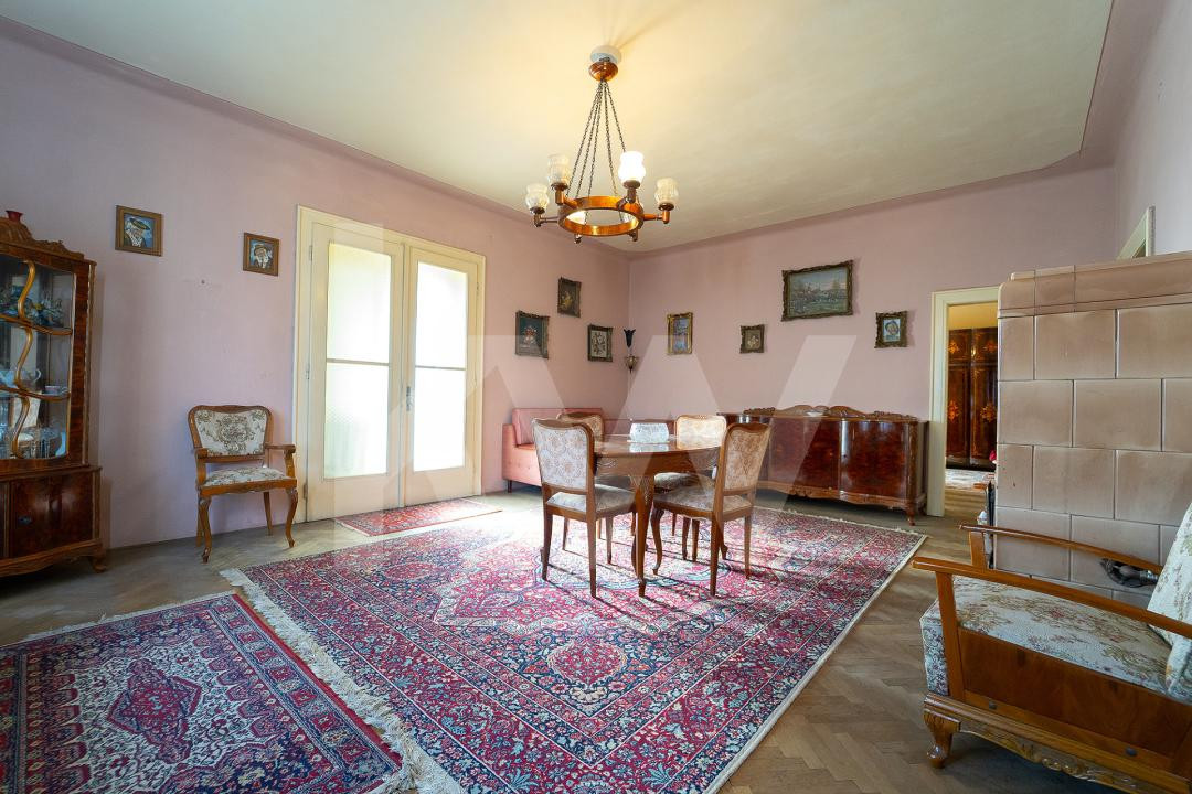 Apartament Interbelic de 4 camere– Str. Independenței nr. 10, Sibiu