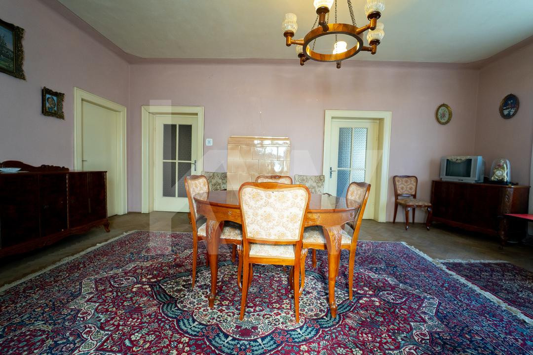 Apartament Interbelic de 4 camere– Str. Independenței nr. 10, Sibiu