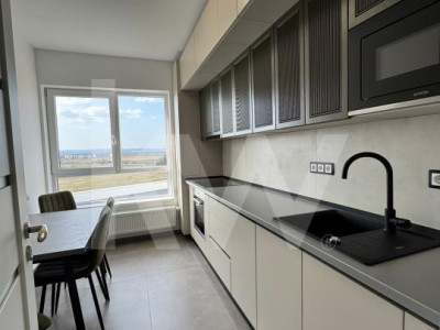 Apartament 3 camere modern, mobilat nou, 2 băi, etaj 5 cu lift – gata de mutare!