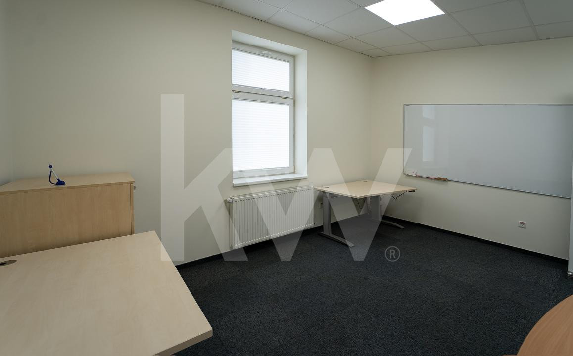 Sediul tău în Sibiu Clădire de birouri, independență energetică, parcare privată