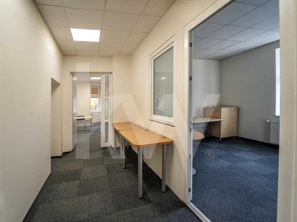 Rent-to-Buy în Sibiu: Birouri A+, Panouri Fotovoltaice, 6 parcări și stație EV