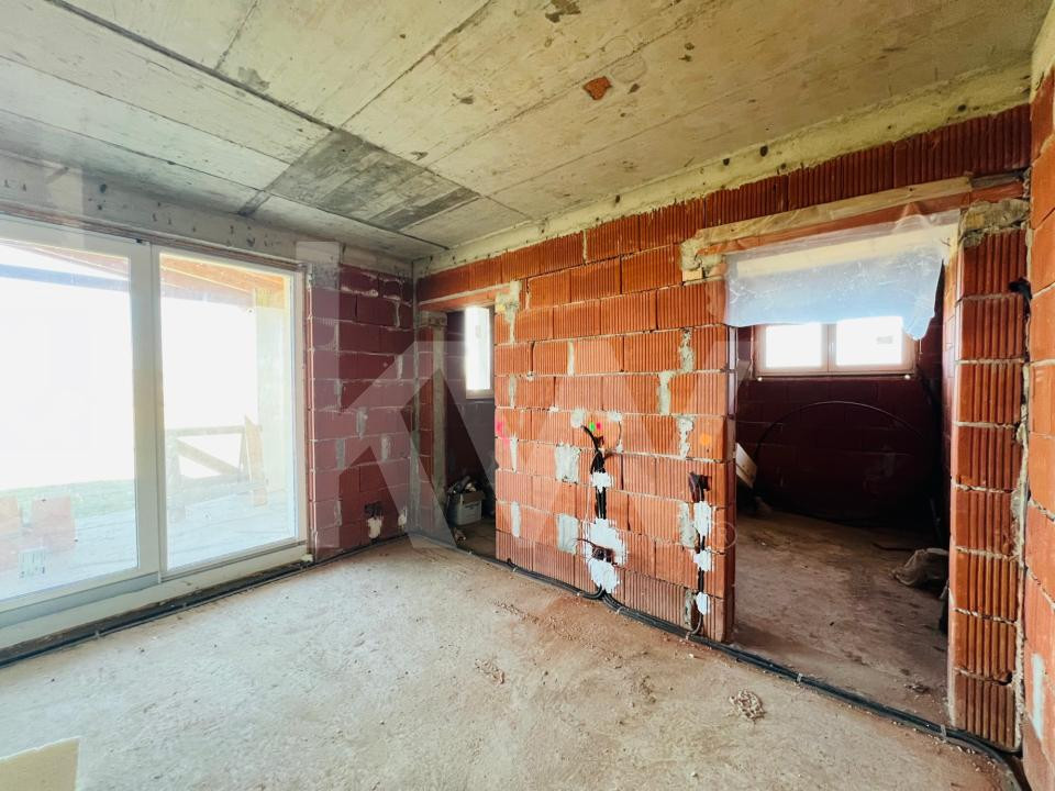 Casa unifamilială mare 5 cam, garaj, curte. Întabulată. Fughiu Oradea