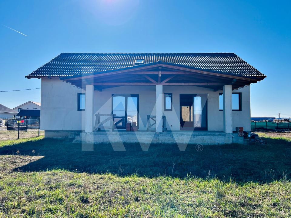 Casa unifamilială mare 5 cam, garaj, curte. Întabulată. Fughiu Oradea