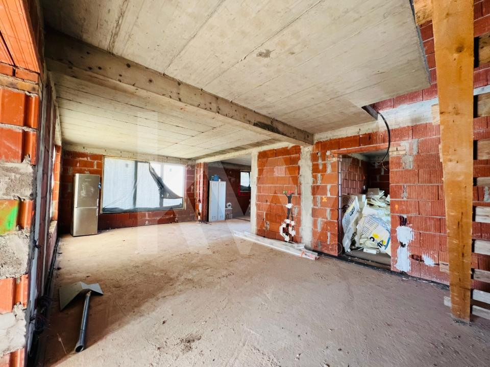 Casa unifamilială mare 5 cam, garaj, curte. Întabulată. Fughiu Oradea