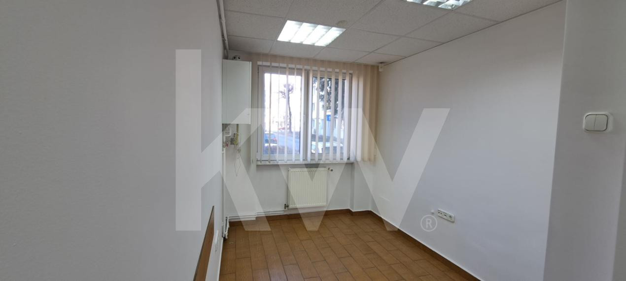 Apartament 3 camere decomandate , ultracentral ,parter 