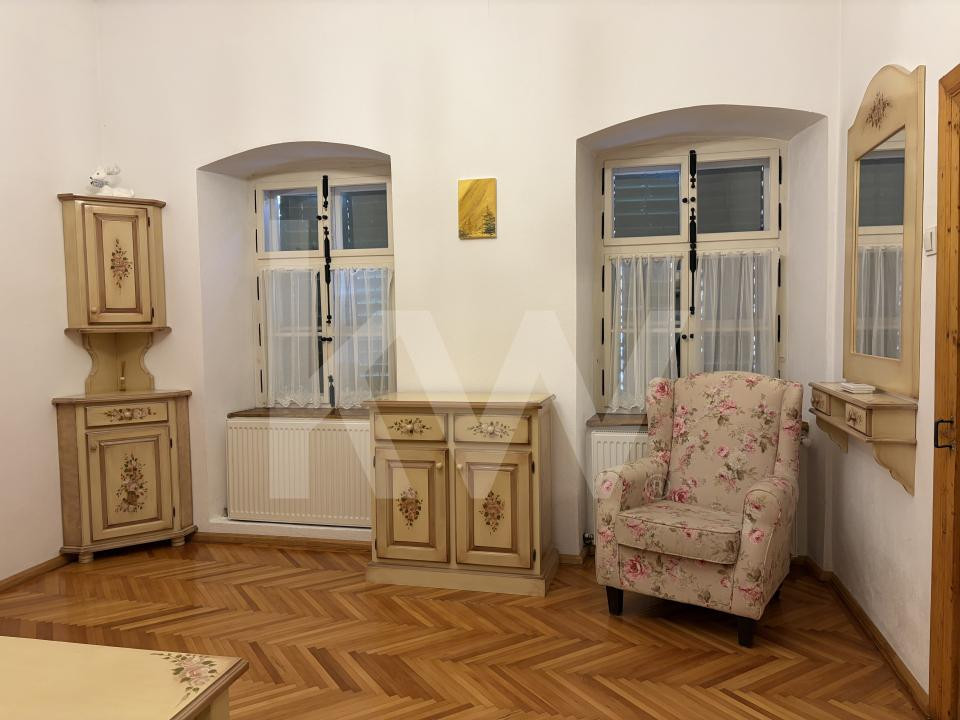 Apartament doua camere la casa - zona centrala Sibiu