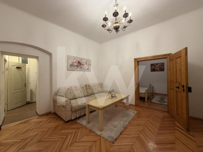 Apartament doua camere la casa - zona centrala Sibiu