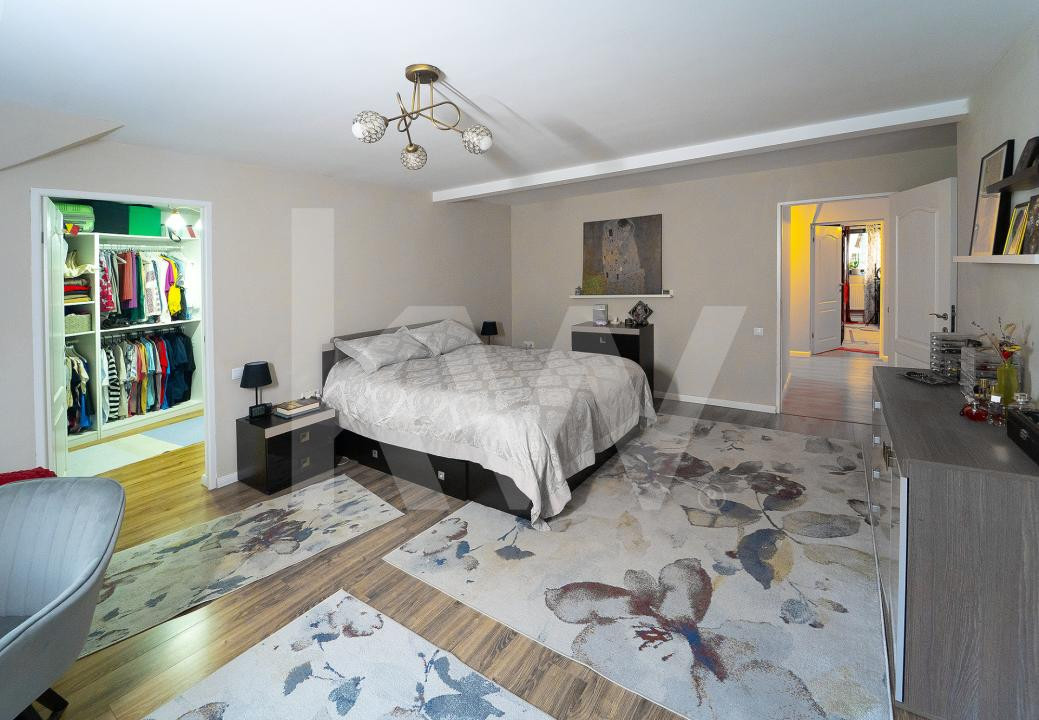  Casă cu farmec între munți - Refugiu ideal în Săliște 