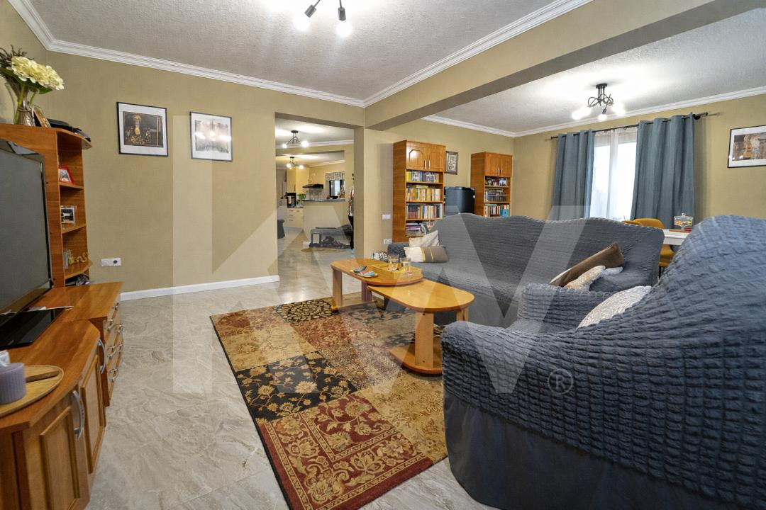  Casă cu farmec între munți - Refugiu ideal în Săliște 