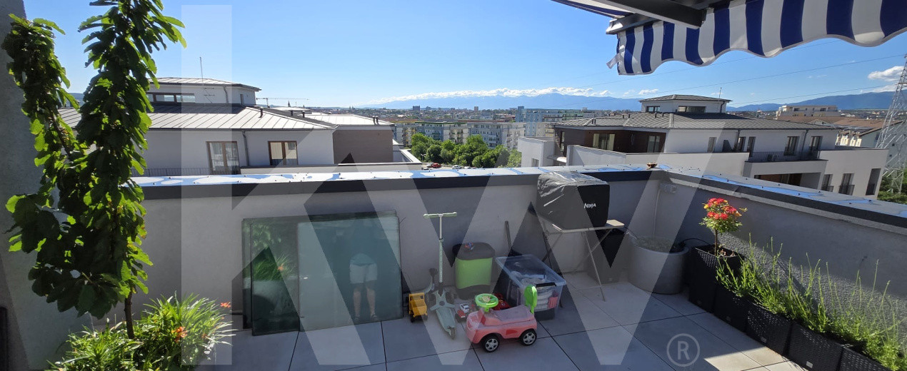 Penthouse smart în Sibiu - etaj retras, terasă generoasă