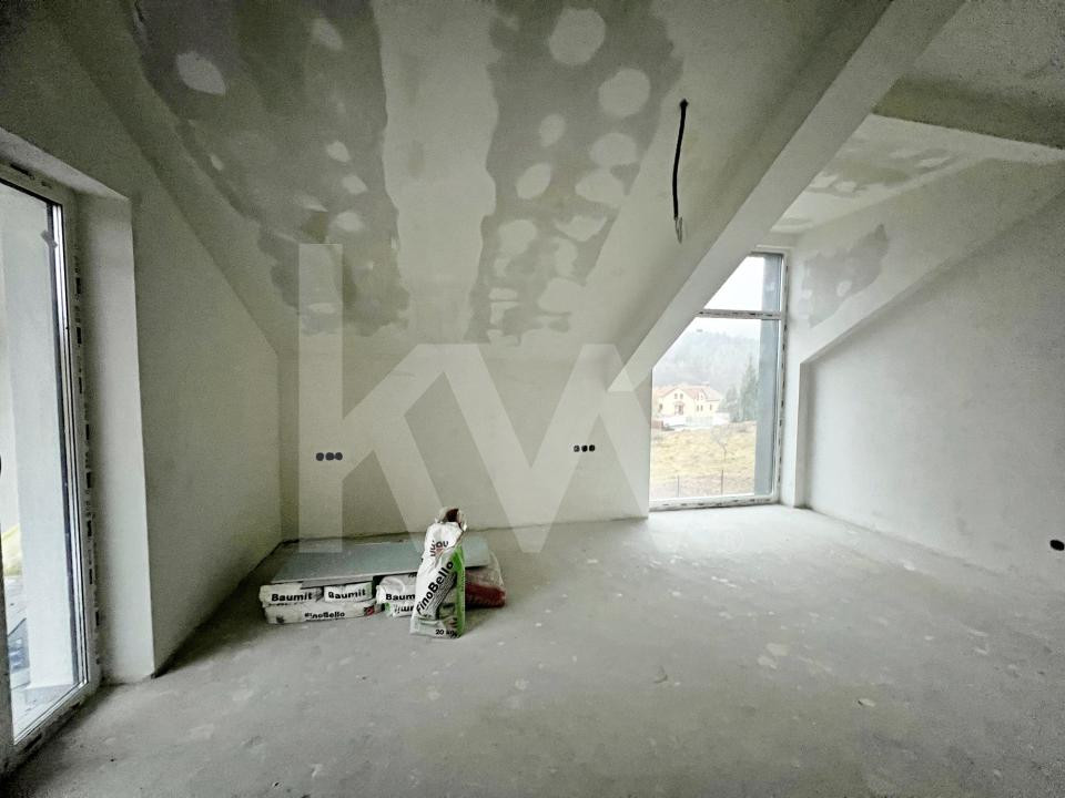 Casă modernă cu panoramă Făgăraș și Cisnădioara, curte mare, premium lux