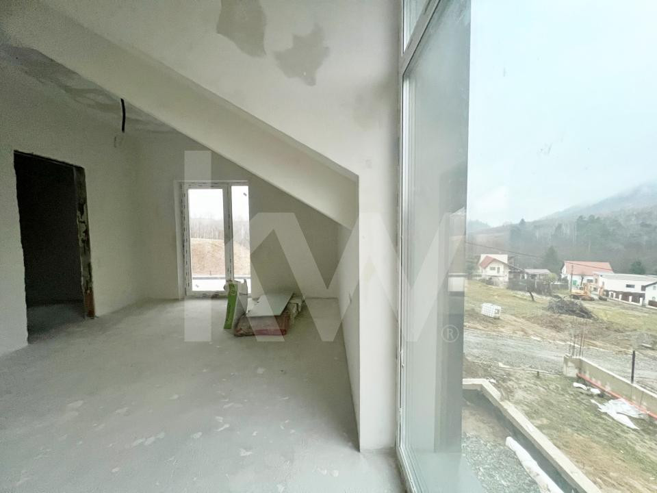 Casă modernă cu panoramă Făgăraș și Cisnădioara, curte mare, premium lux