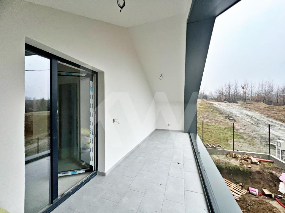 Casă modernă cu panoramă Făgăraș și Cisnădioara, curte mare, premium lux