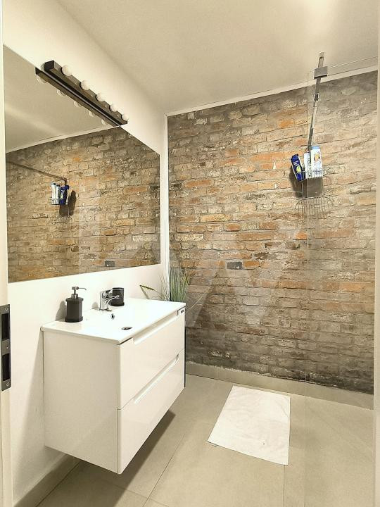 Apartament 2 camere vanzare in casă / vilă Sibiu, Ultracentral