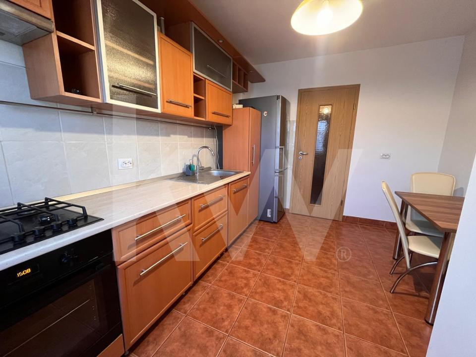 Apartament 4 camere, Strand Sibiu, langa Liceul Onisifor Ghibu