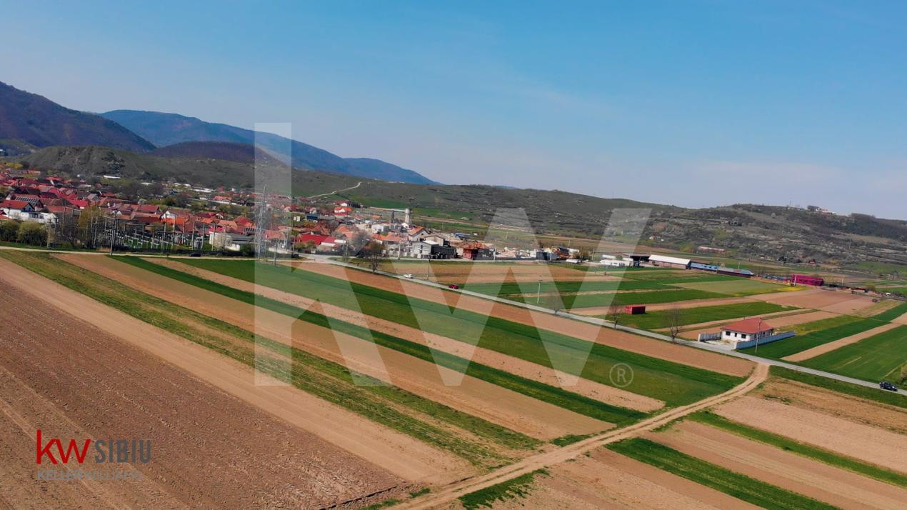 Oportunitate investiție – 6 parcele cu PUZ aprobat și autorizație - Orlat