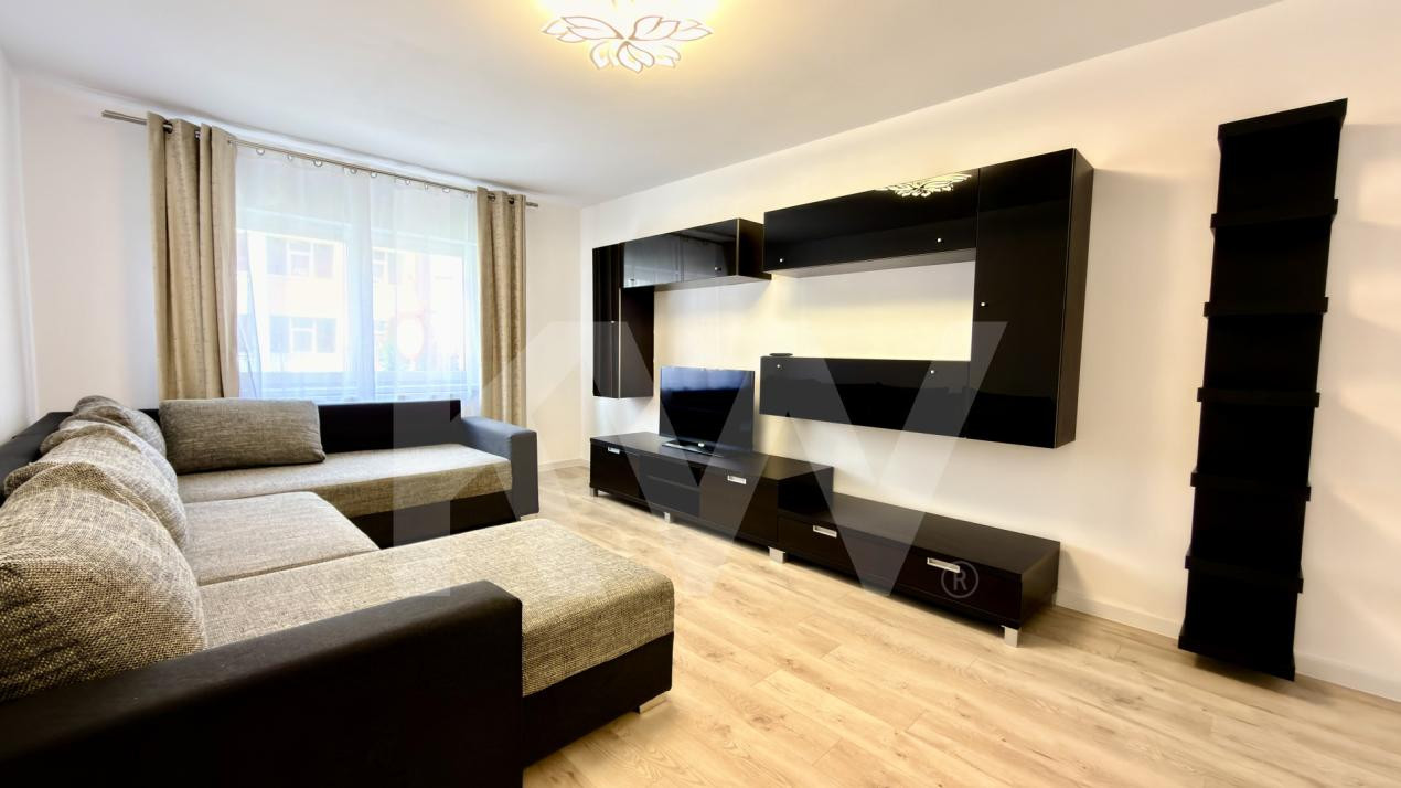 Apartament 3 camere, 75 mp, complet renovat. Prima închiriere