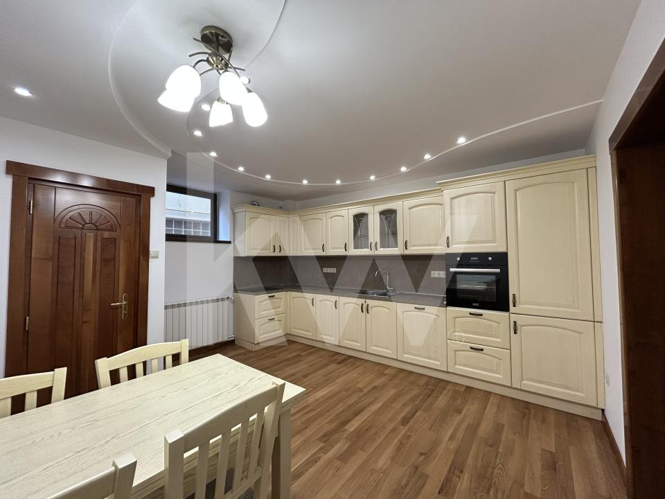 Vilă modernă în zona Centrală