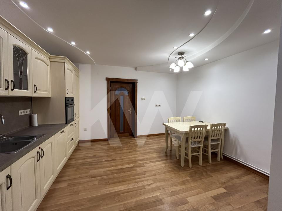 Vilă modernă în zona Centrală