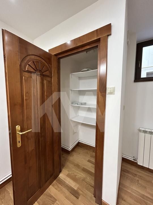 Vilă modernă în zona Centrală