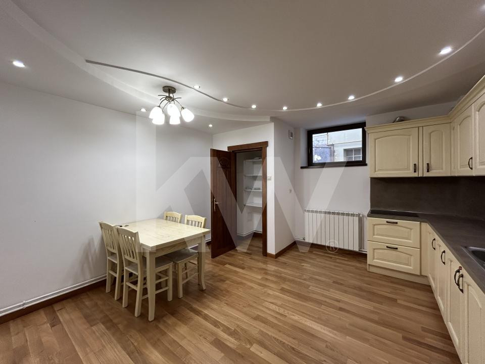 Vilă modernă în zona Centrală