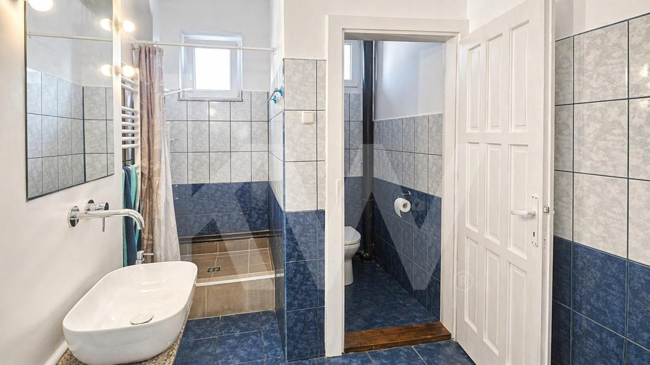 Apartament la casa 4 camere de închiriat – la 5 minute de Parcul Sub Arini